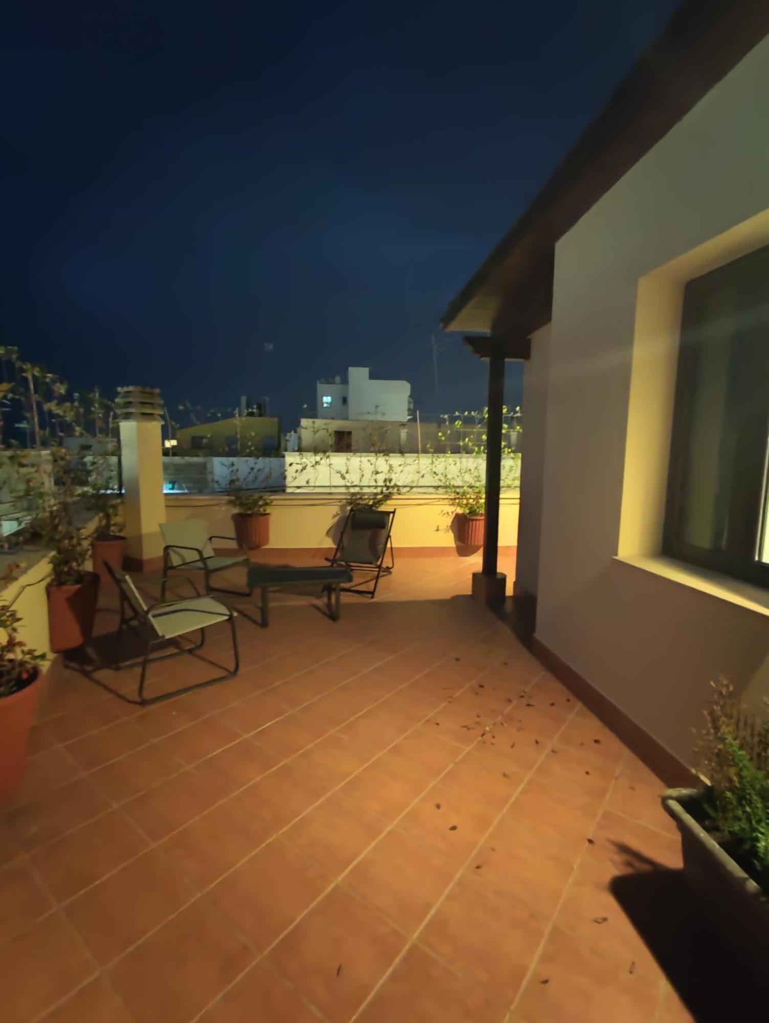 Trani Residence Bagian luar foto