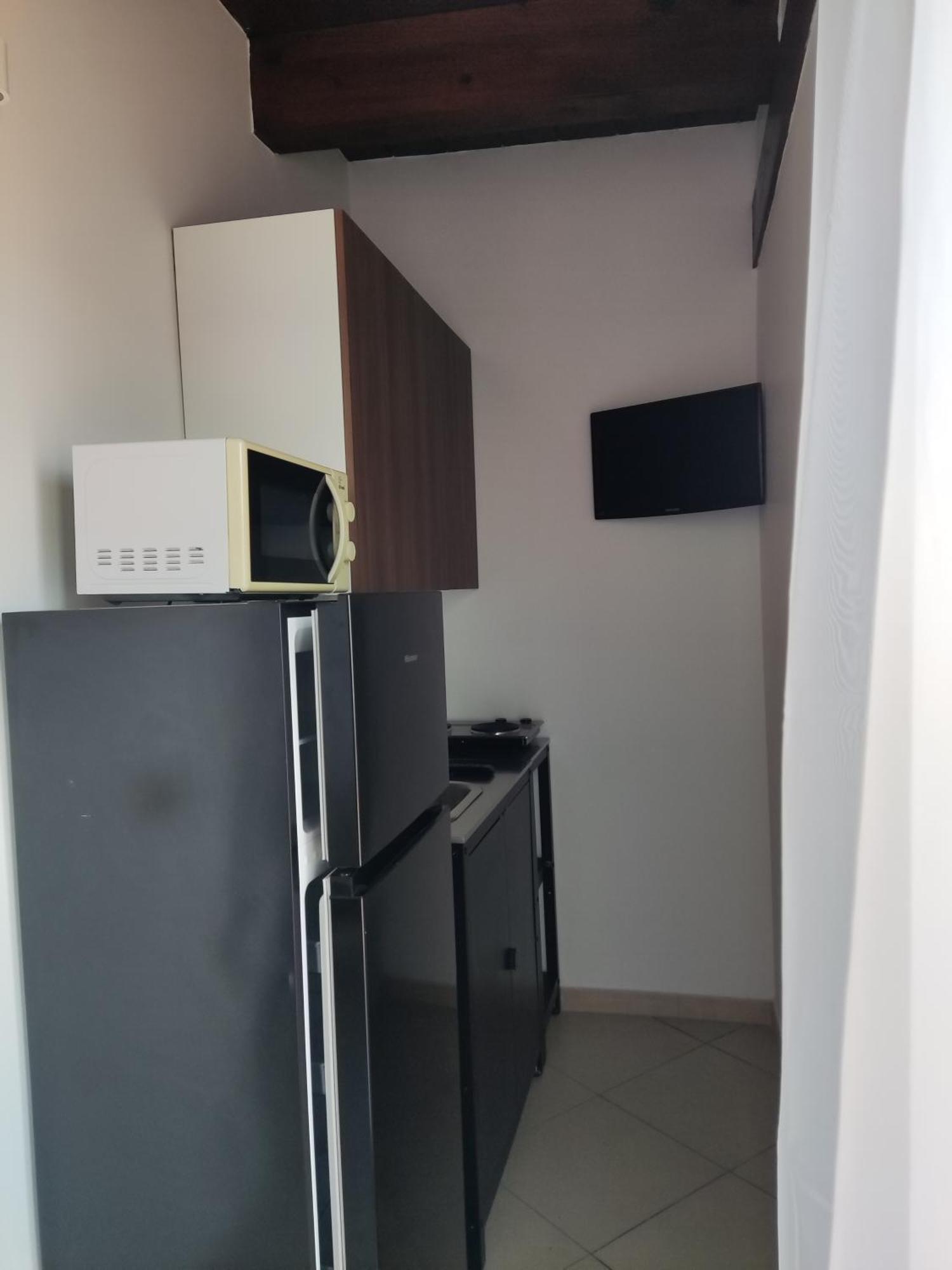 Trani Residence Bagian luar foto